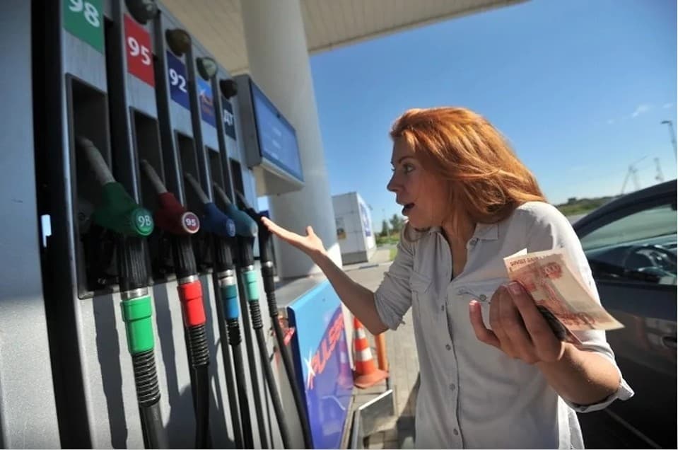 ФАС объяснила рост цен на бензин
