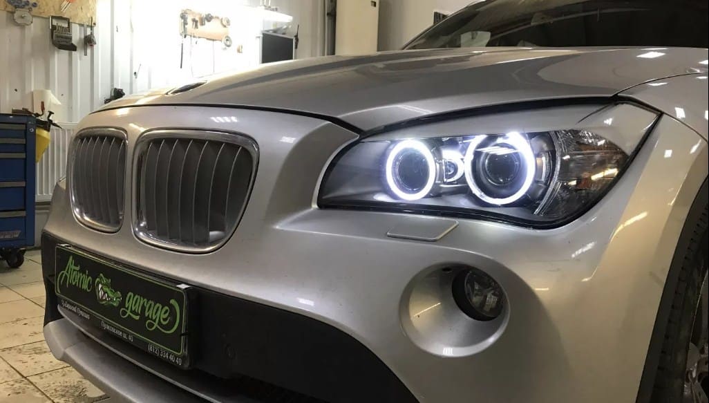 Ангельские глазки BMW E84 X1 в ночи