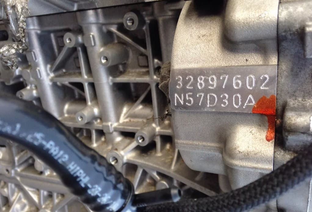 Расположение номера на двигателе BMW m57