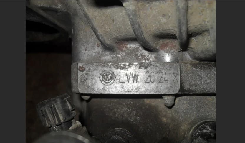 Расположение номера двигателя на Volkswagen Caravelle