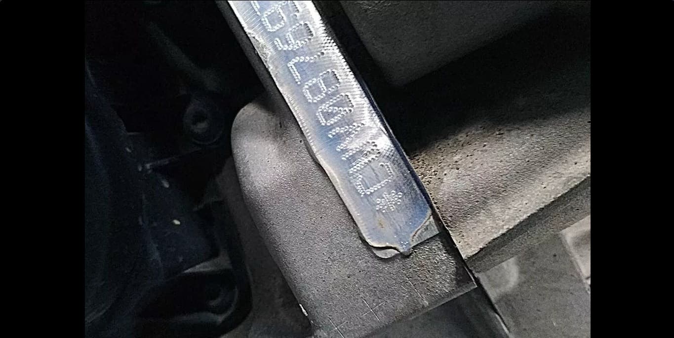 Расположение номера двигателя на Volkswagen Jetta