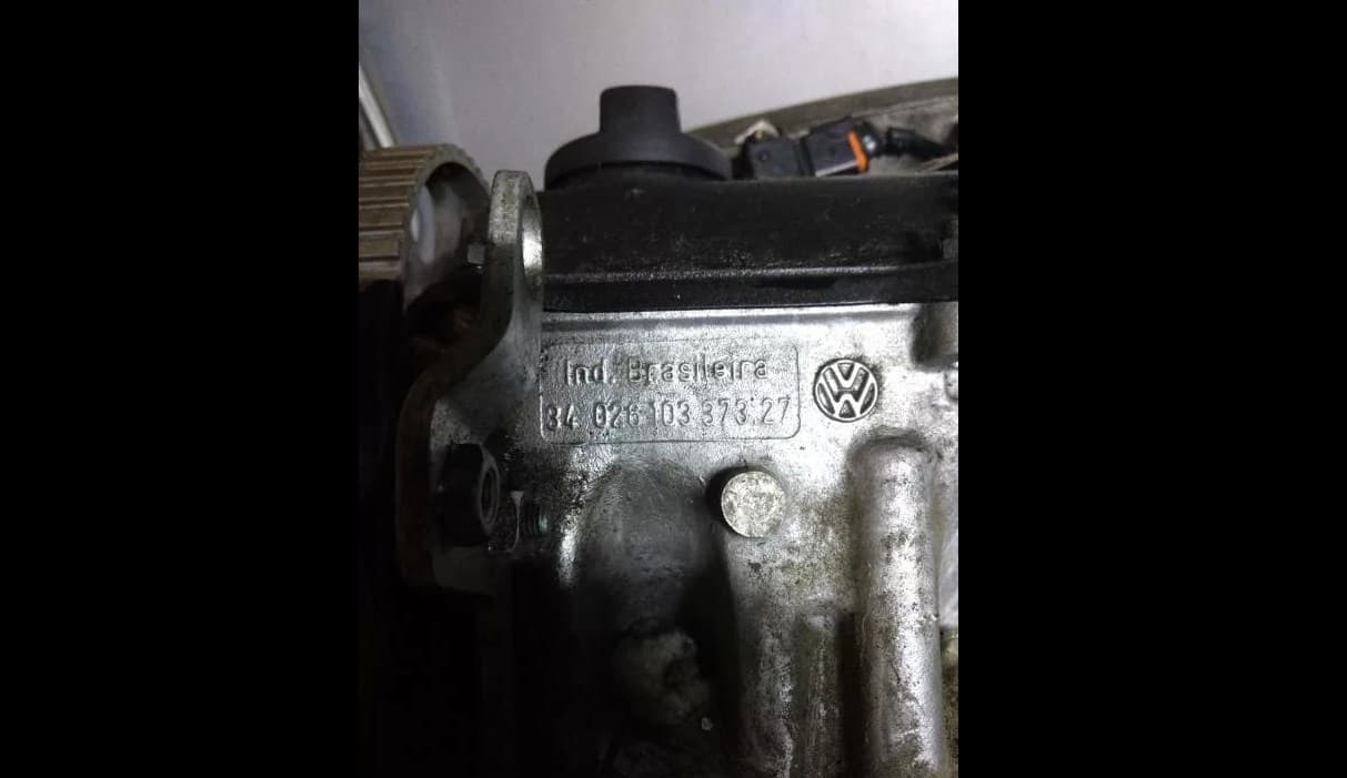Расположение номера двигателя на Volkswagen Pointer