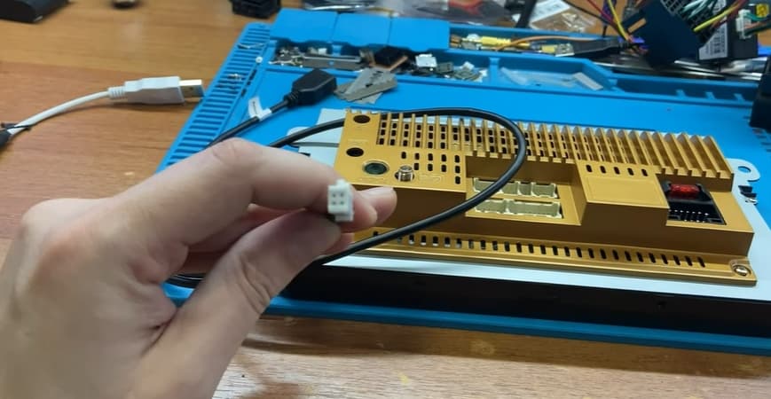 Прошивка чипа китайской андроид магнитолы